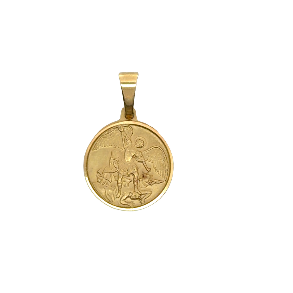 Engraved Yellow Gold Round Pendant