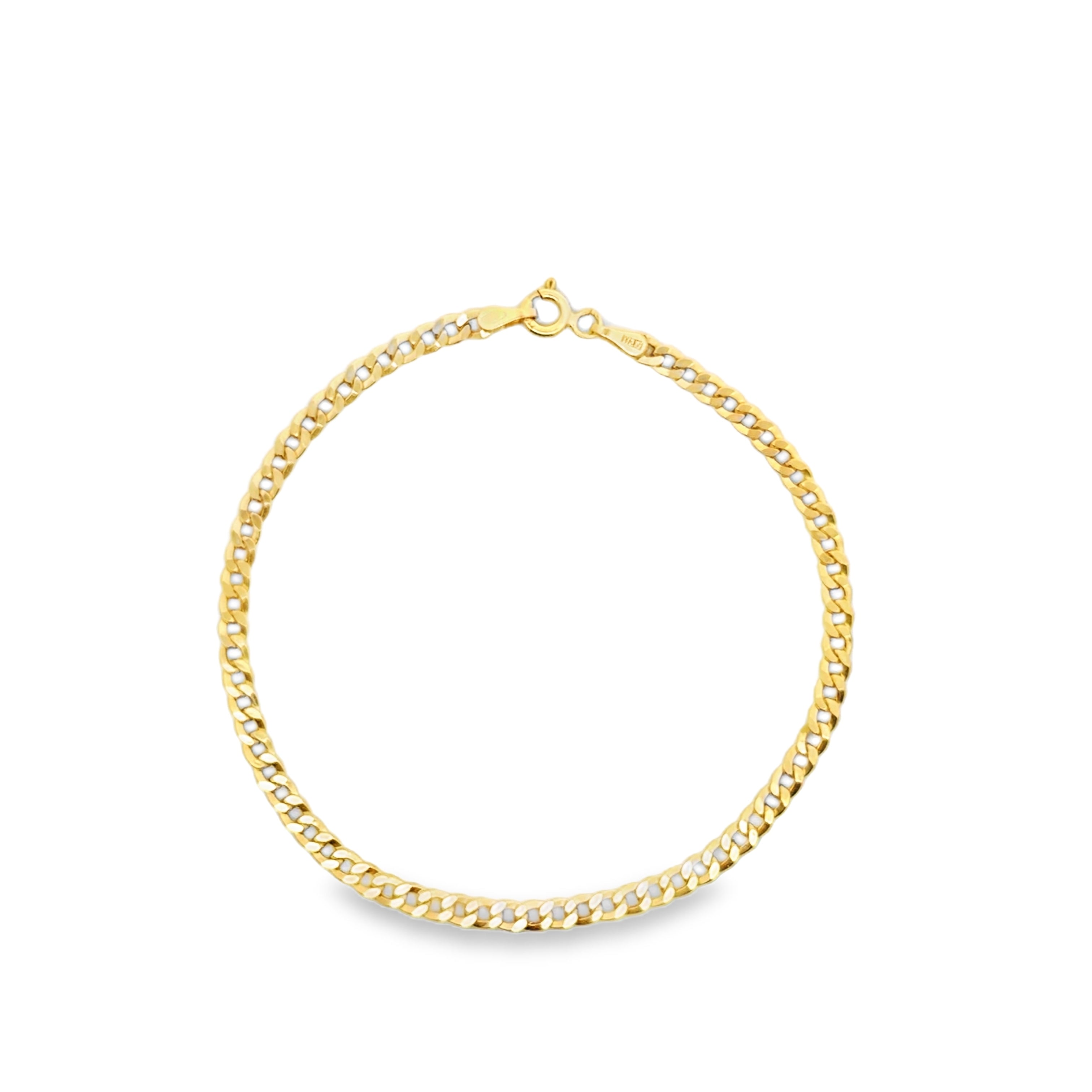 Classic Curb Link Chain Bracelet in Yellow Gold