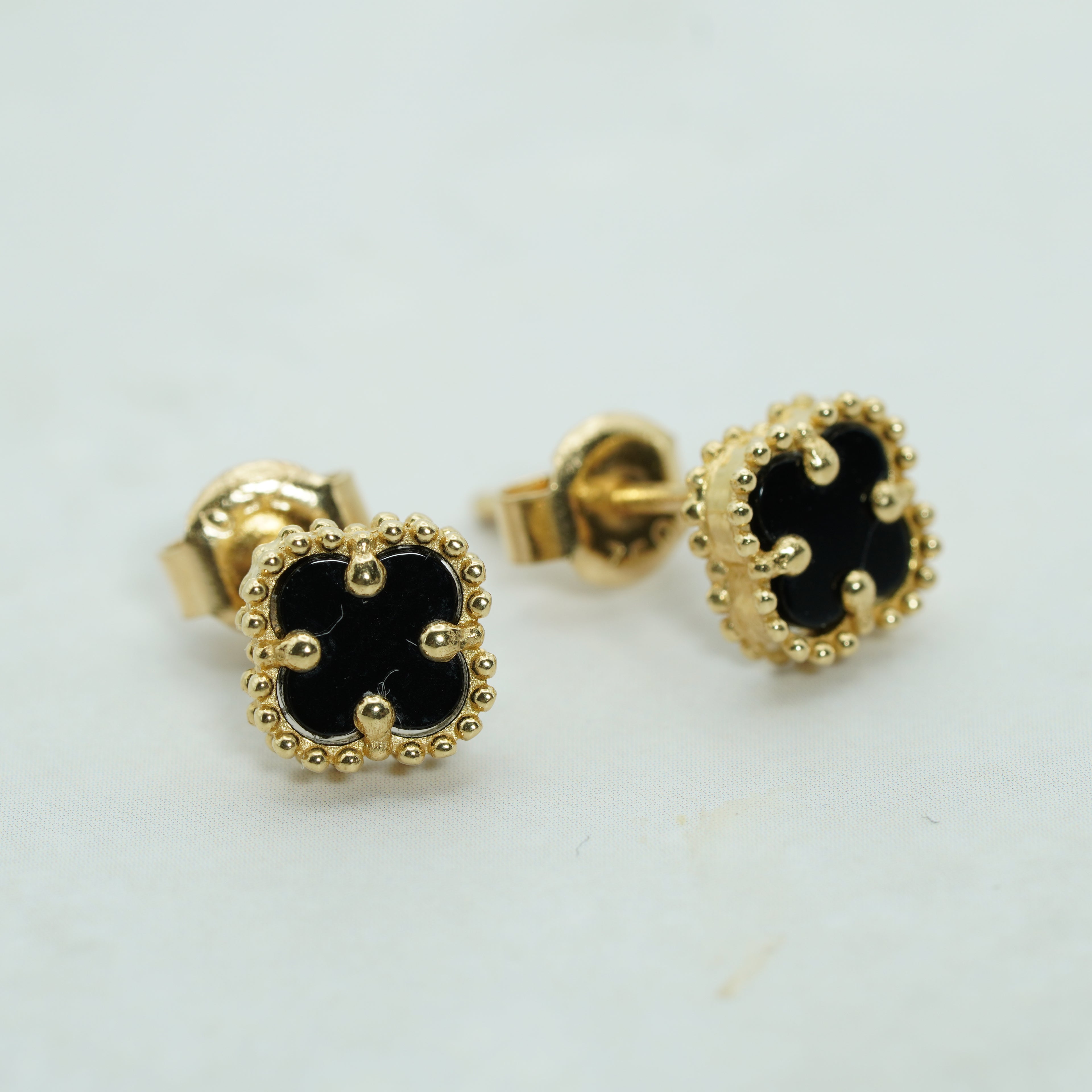 Yellow Gold Onyx Clover Stud Earrings