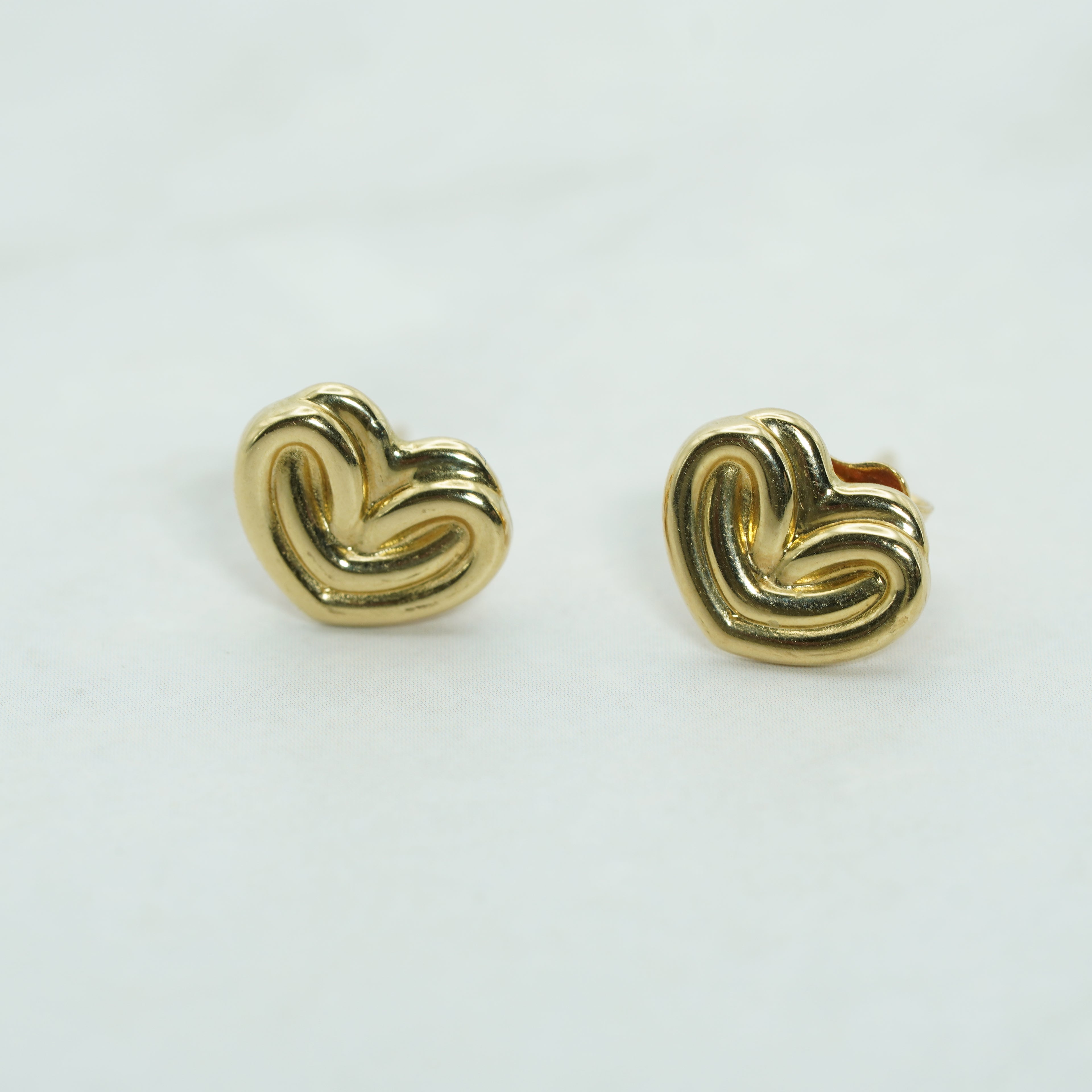 Yellow Gold Knotted Heart Stud Earrings