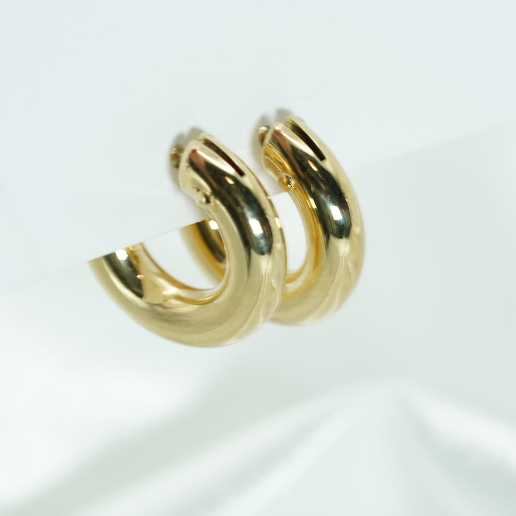 Chunky Tubular Hoop Earrings in Yellow Gold
