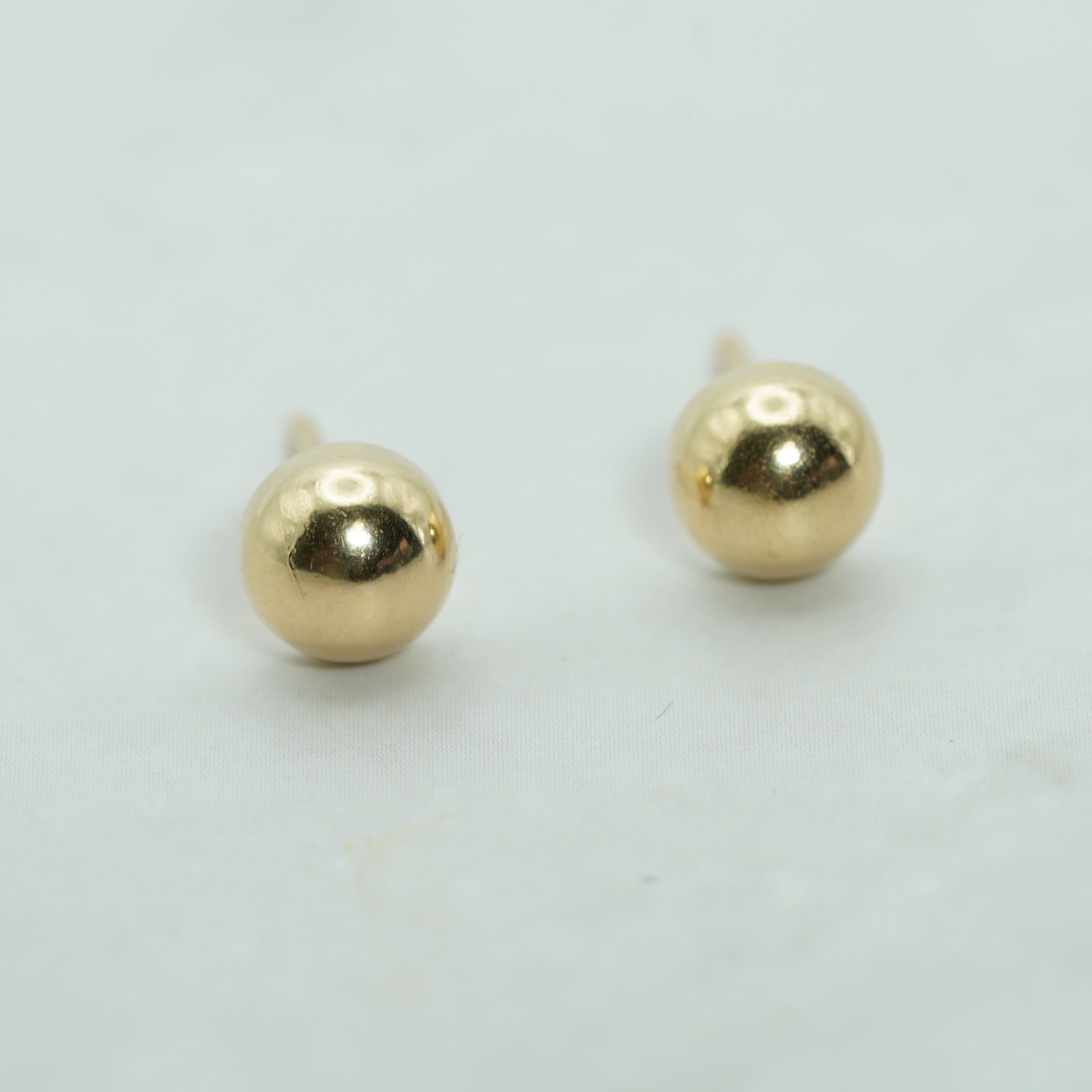 Classic Yellow Gold Polished Ball Stud Earrings