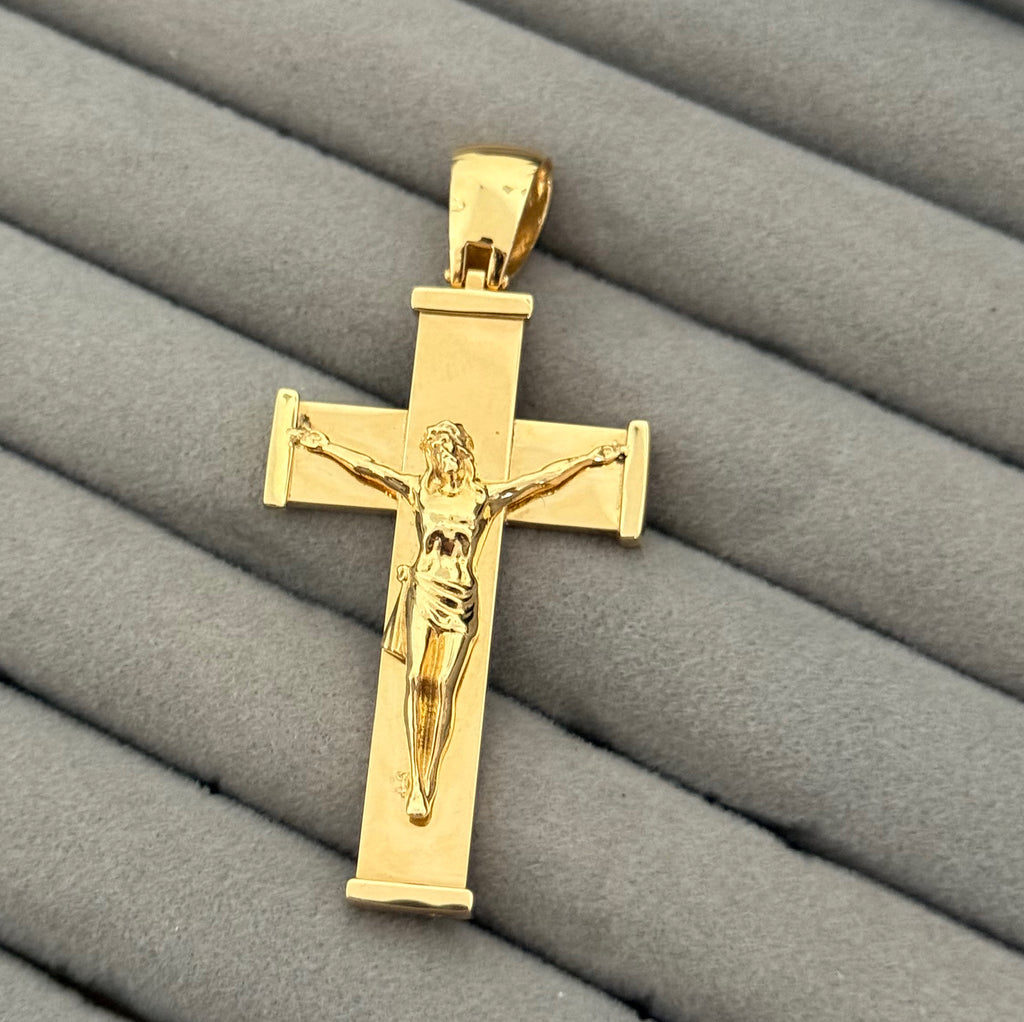 Polished Yellow Gold Crucifix Pendant