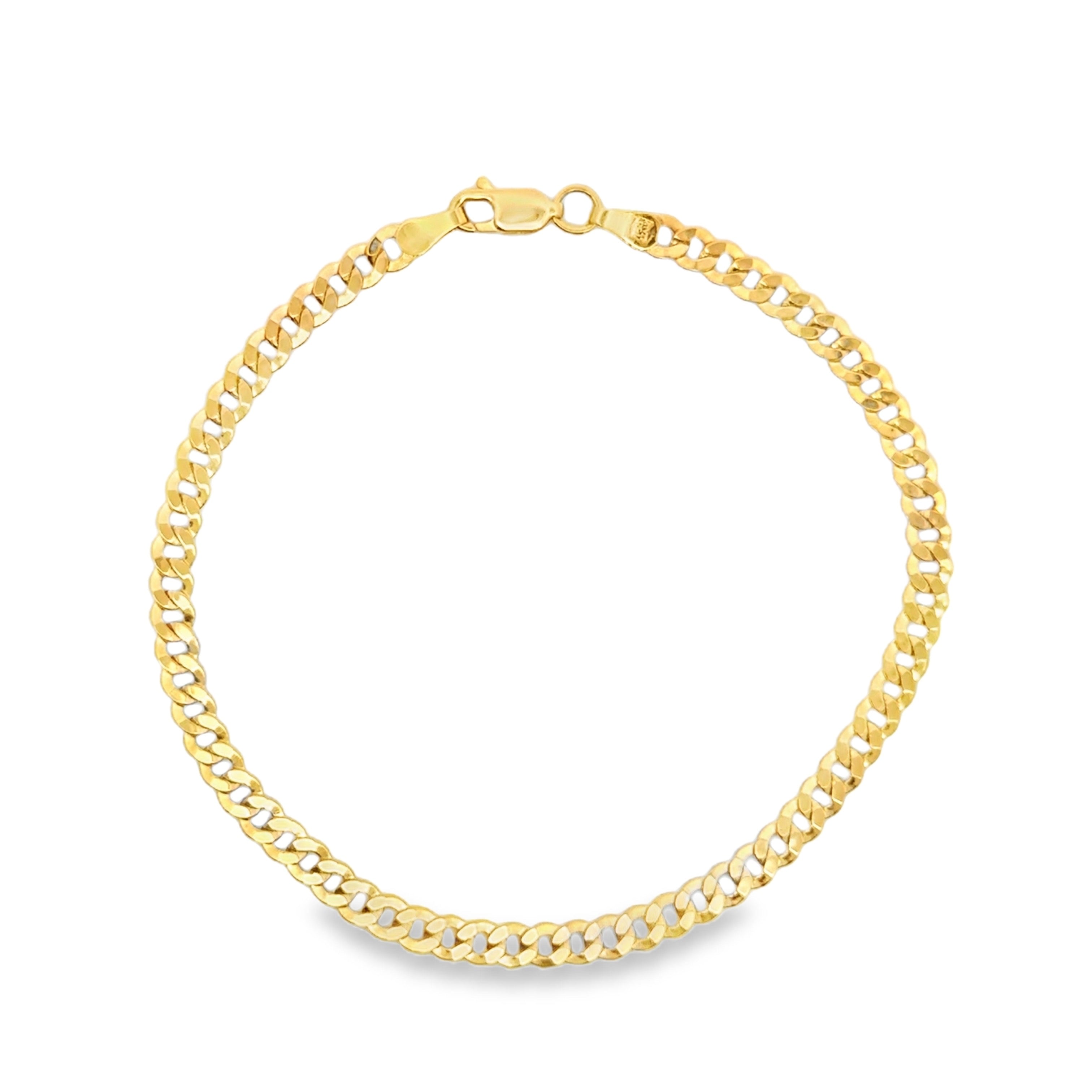 Classic Curb Link Chain Bracelet in Yellow Gold