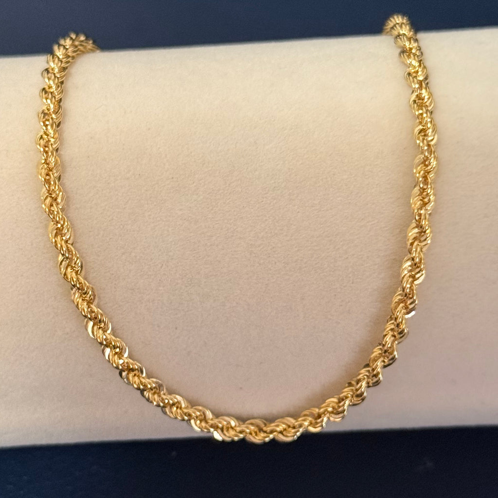 Classic Rope Chain Bracelet in Yellow Gold