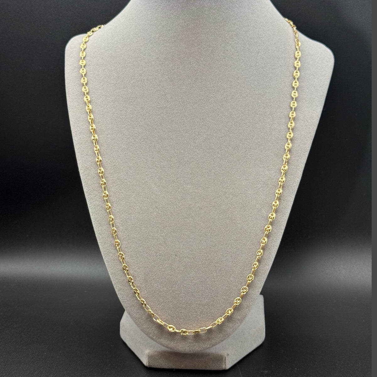 Classic Yellow Gold Anchor Link Chain Necklace