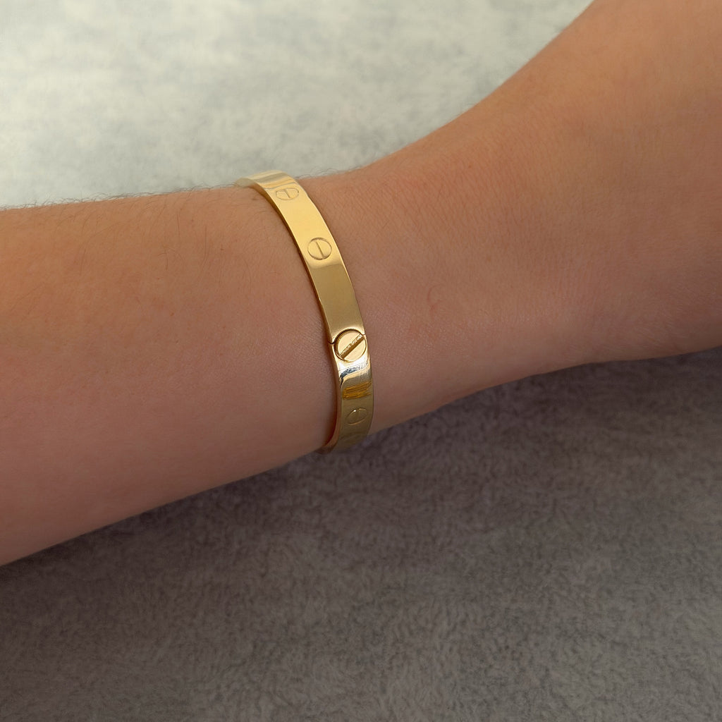 Yellow Gold Screw Motif Bangle Bracelet