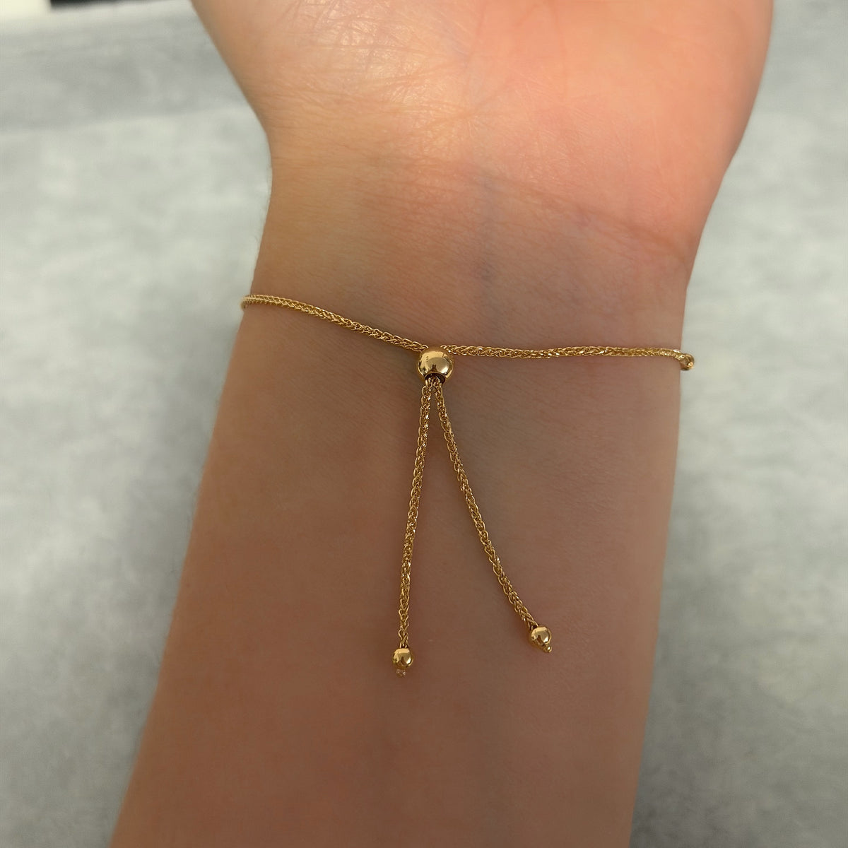 Textured Cross Chain Bracelet in Yellow Gold