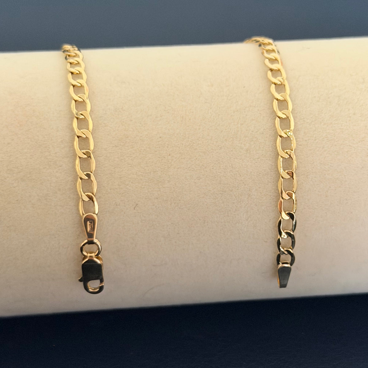 Yellow Gold Curb Chain Bracelet