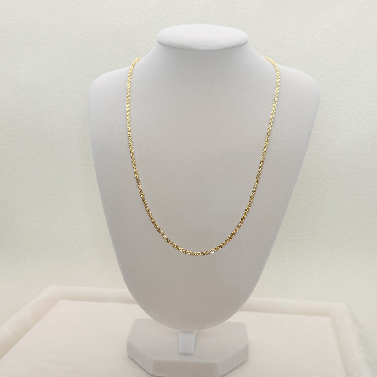 Yellow Gold Twisted Rope Chain Necklace