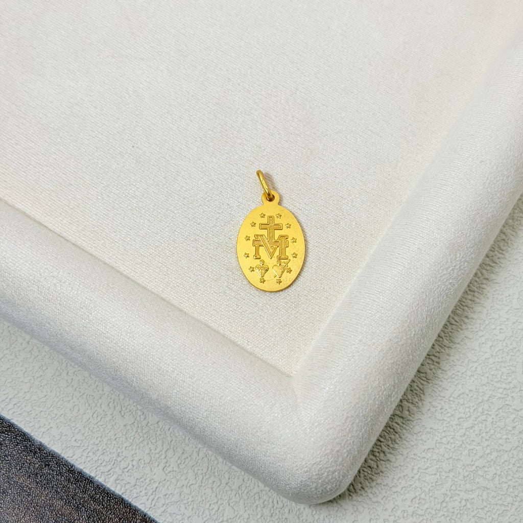 Yellow Gold Miraculous Medal Oval Pendant