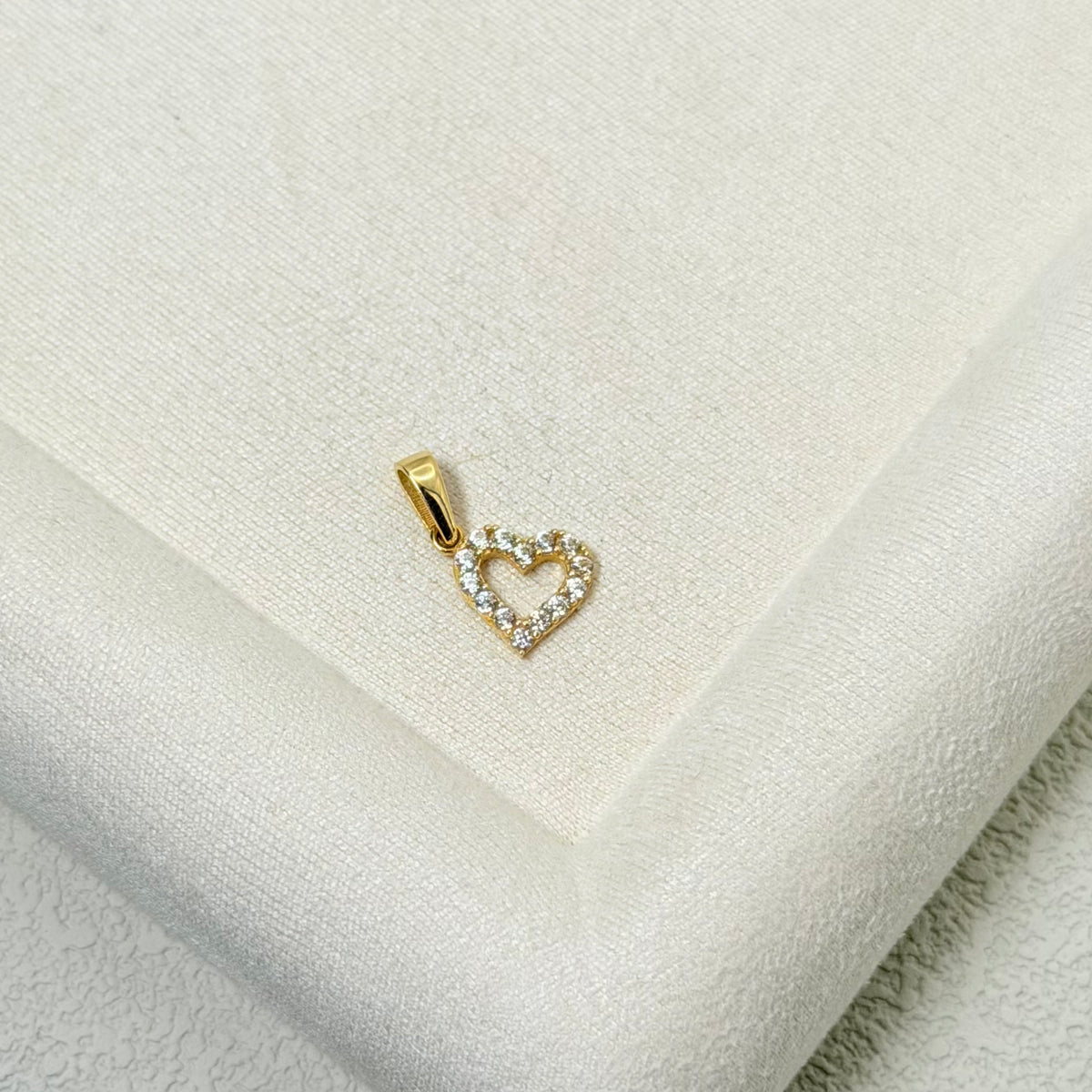 Yellow Gold Open Heart Zircon Pendant