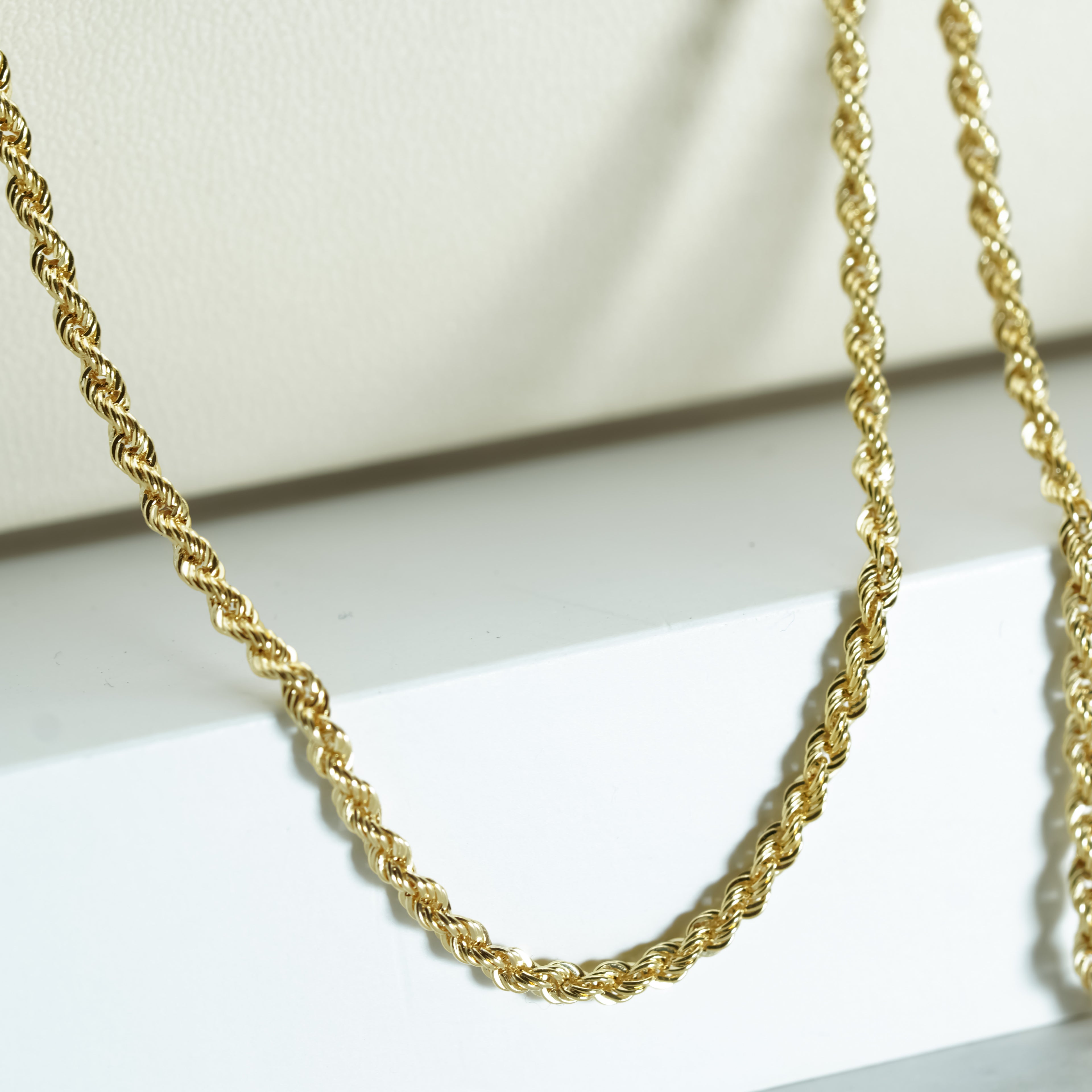 Classic Yellow Gold Rope Chain Necklace
