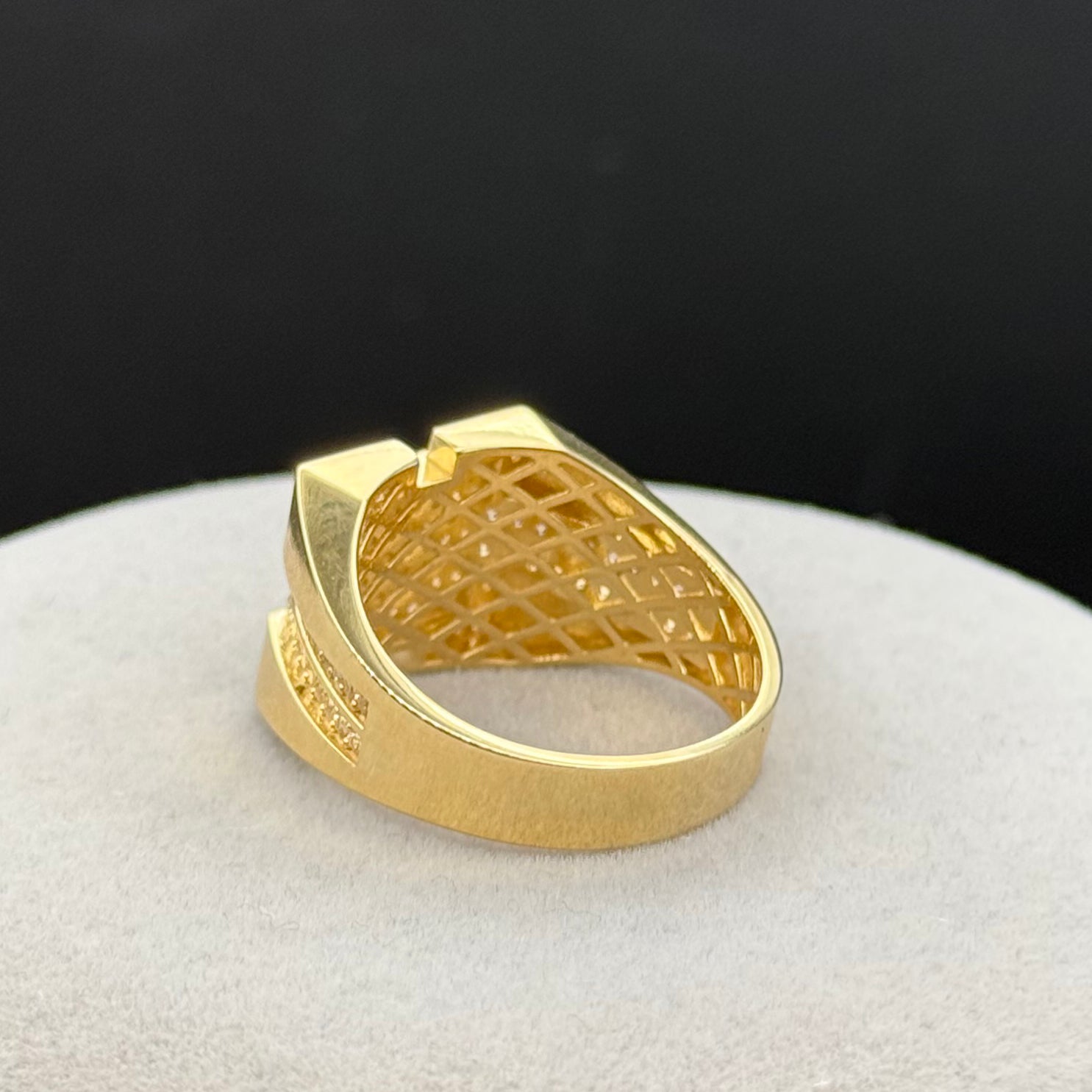 Yellow Gold Zircon Crown Motif Signet Ring