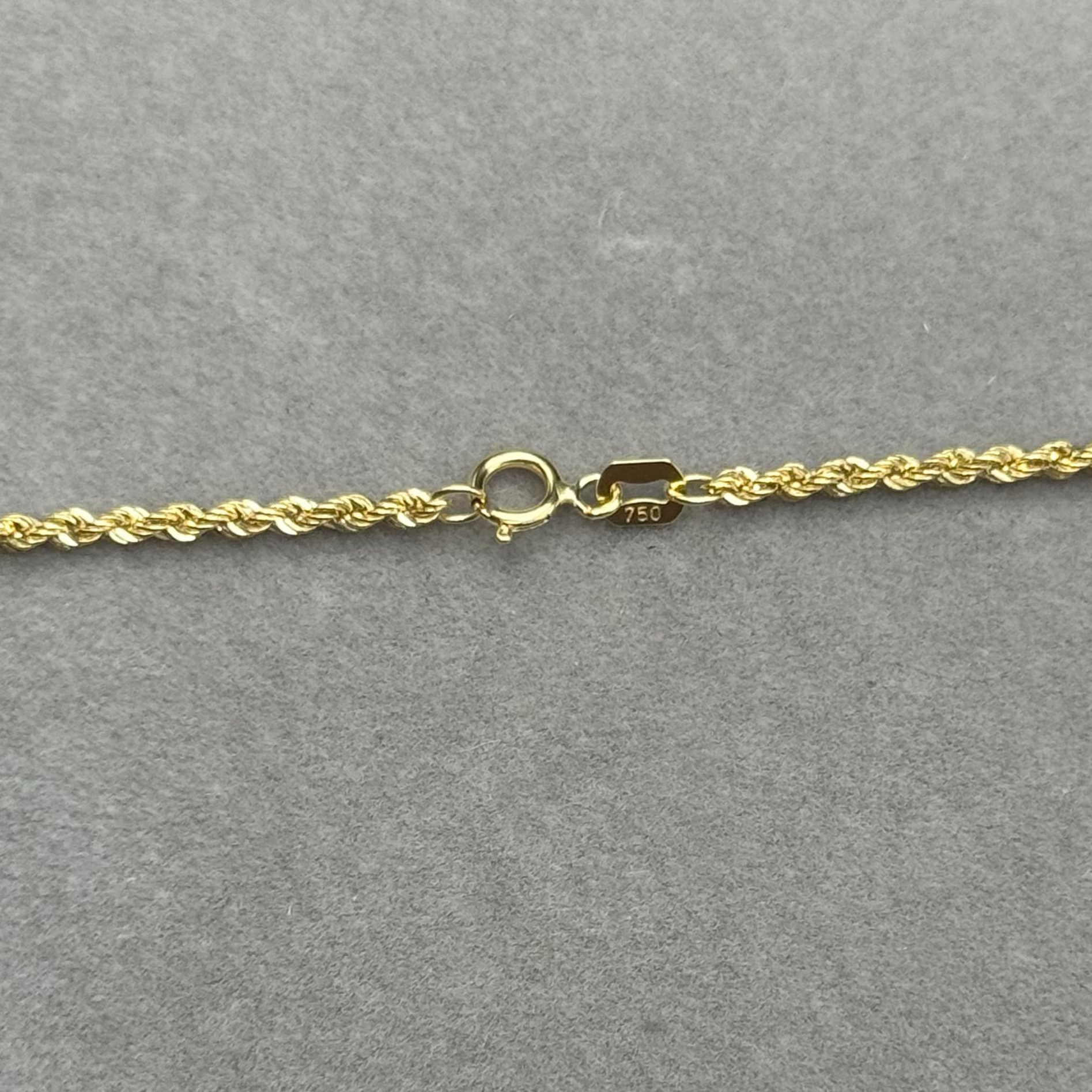 Classic Rope Chain Necklace in Yellow Gold
