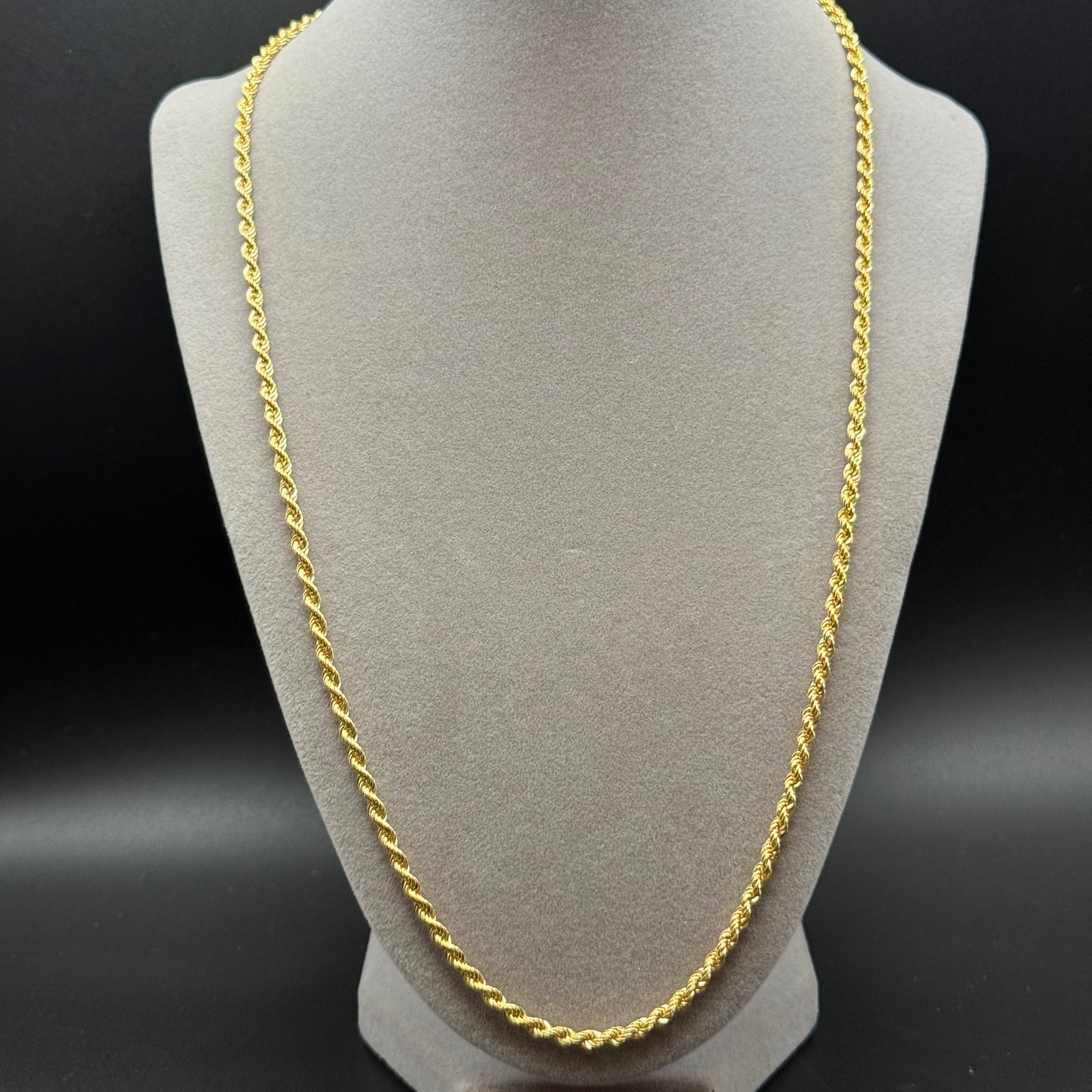 Classic Twisted Rope Chain in Yellow Gold