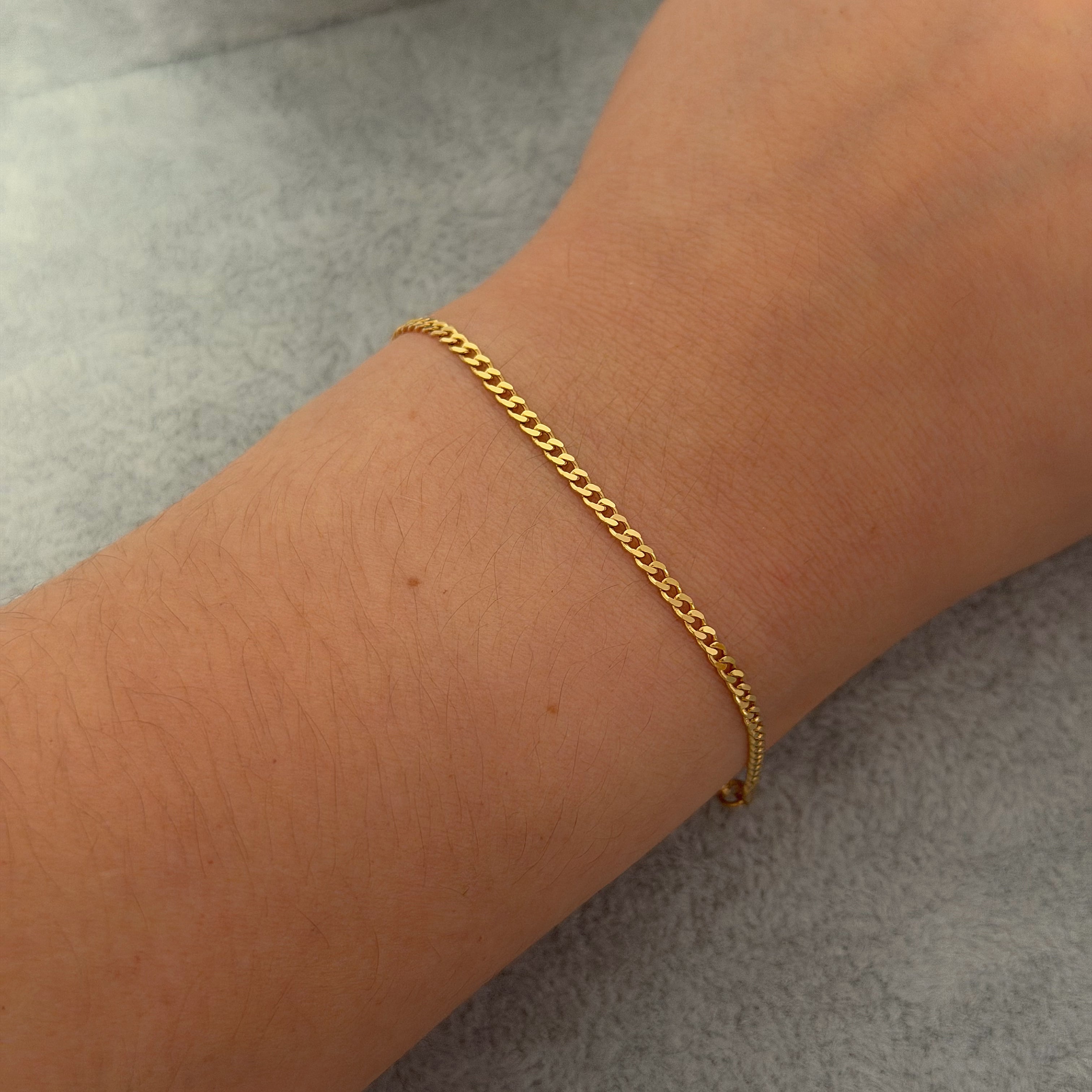 Classic Yellow Gold Cuban Link Chain Necklace