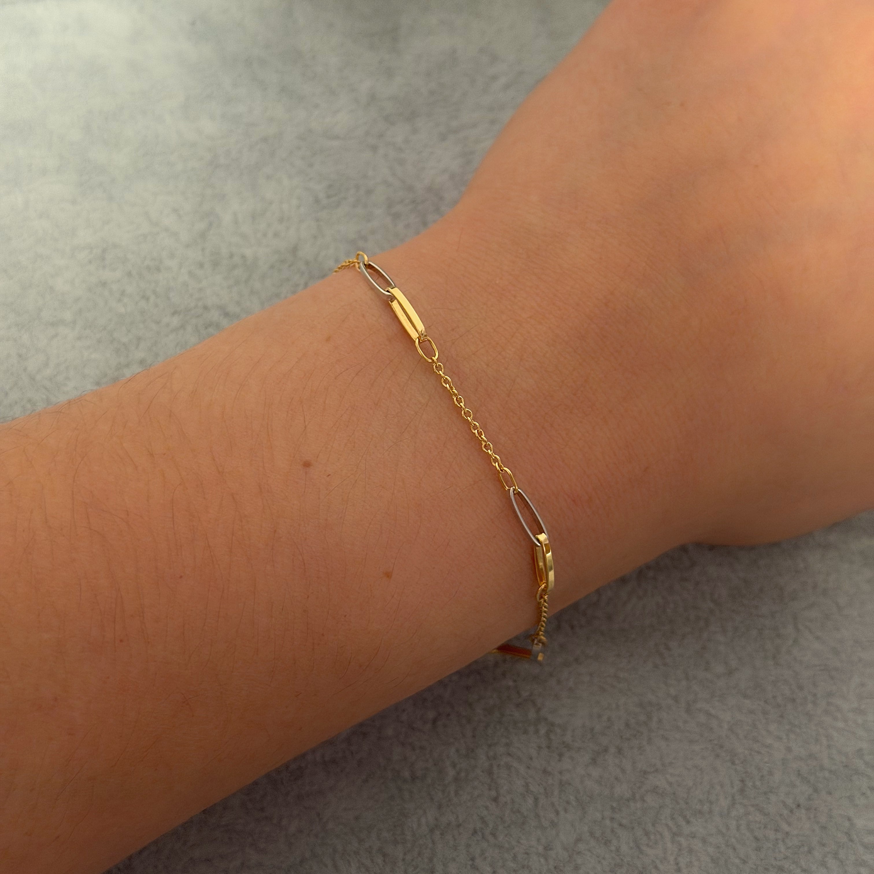 Two-Tone Mixed Link Chain Bracelet in Yellow Gold