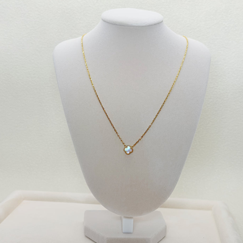 Pearl Clover Charm Necklace in Yellow Gold