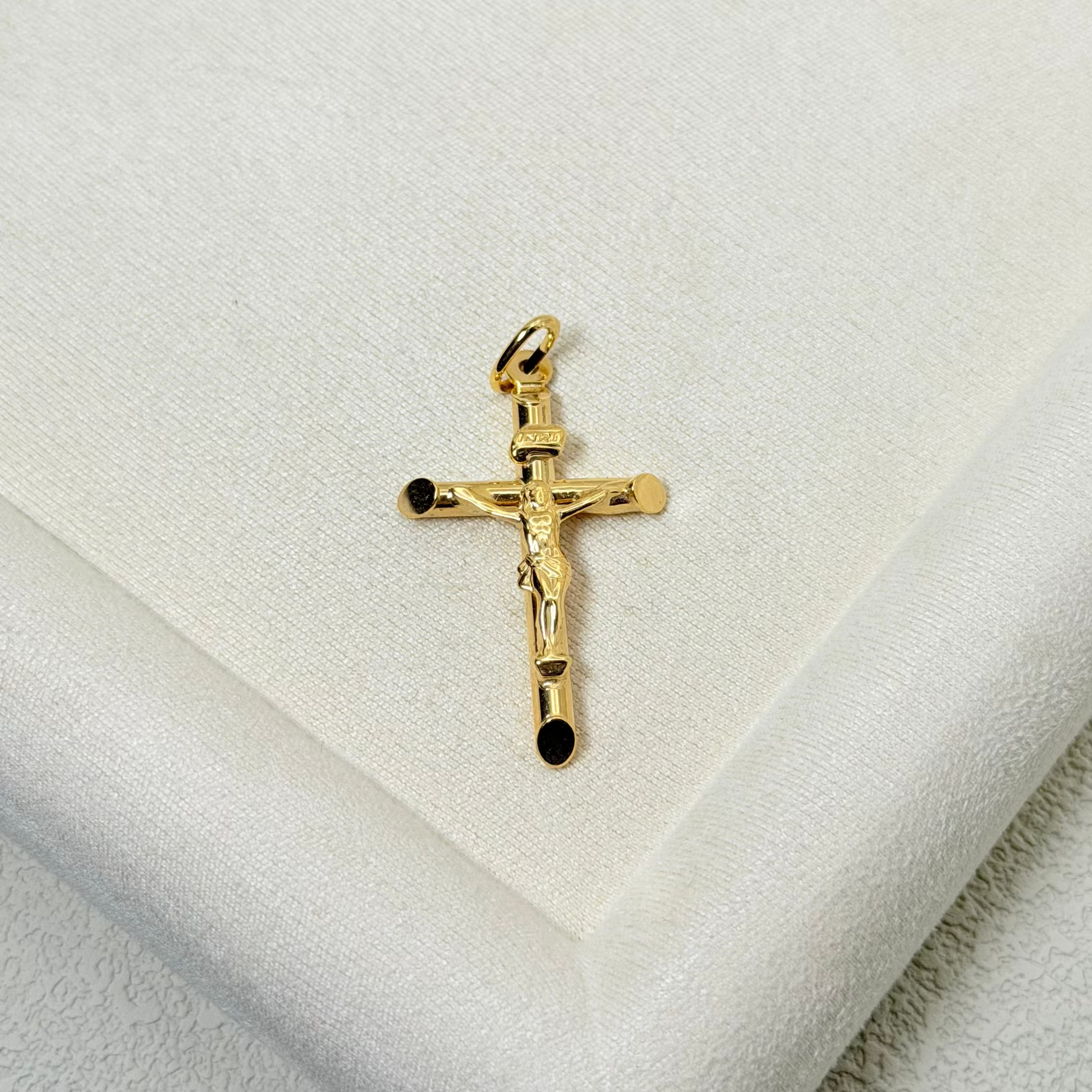 Classic Yellow Gold Crucifix Pendant