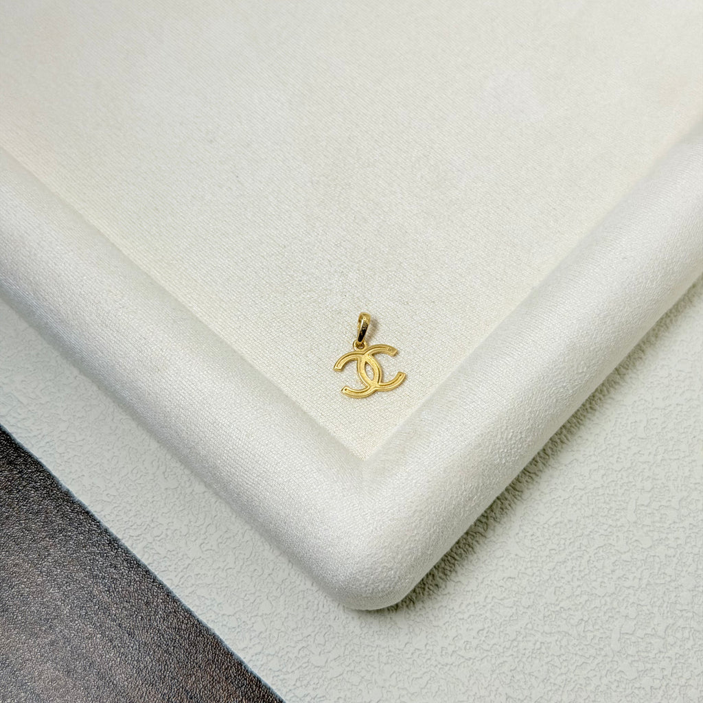 Yellow Gold Iconic Design Pendant