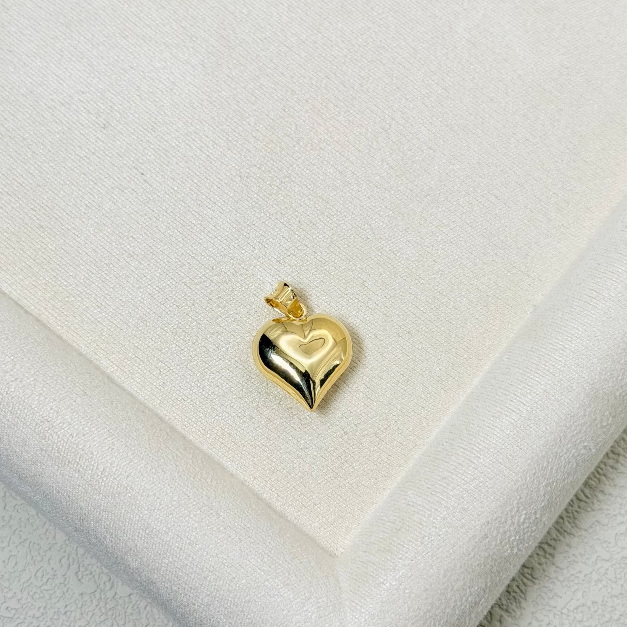 Classic Yellow Gold Heart Pendant