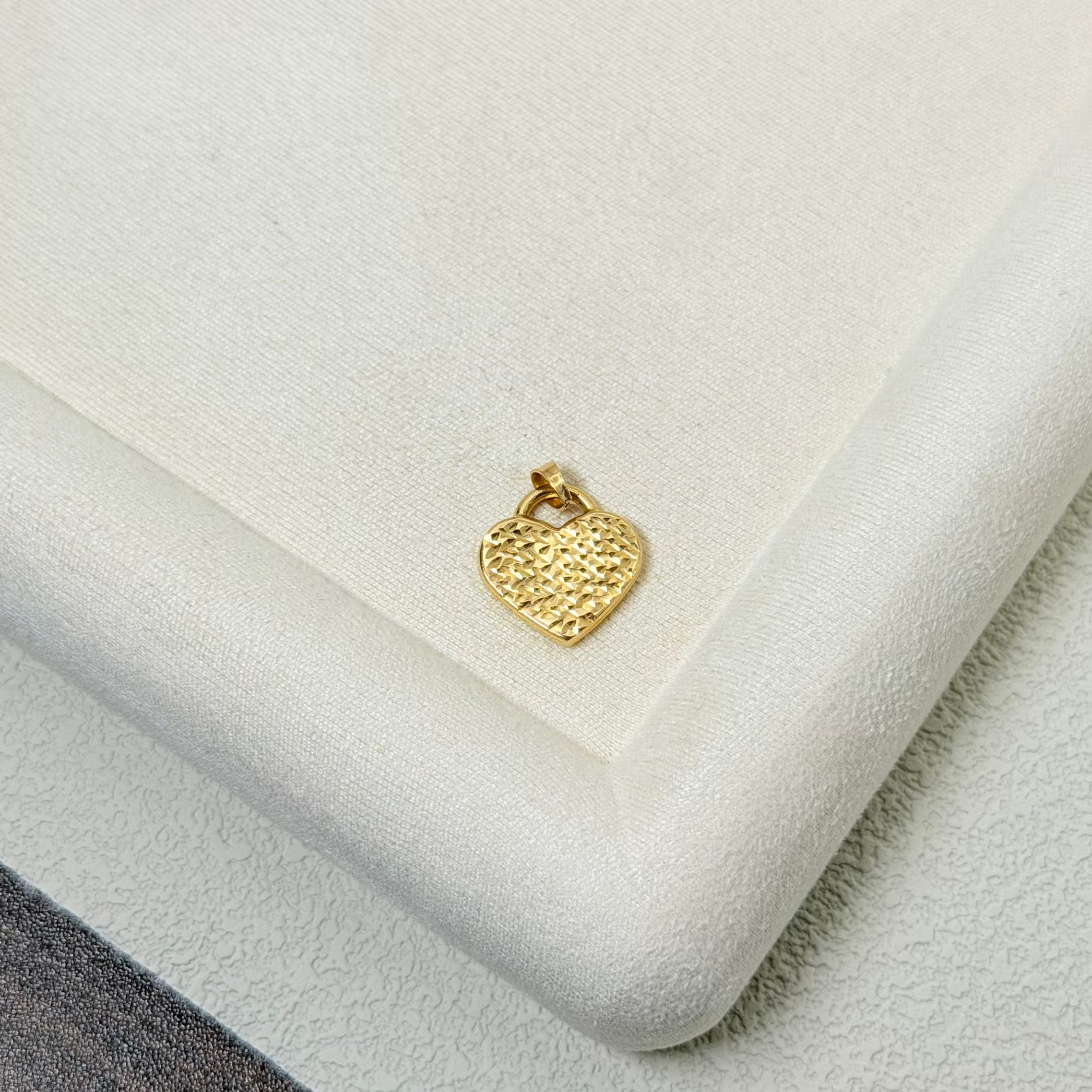 Classic Yellow Gold Heart Pendant