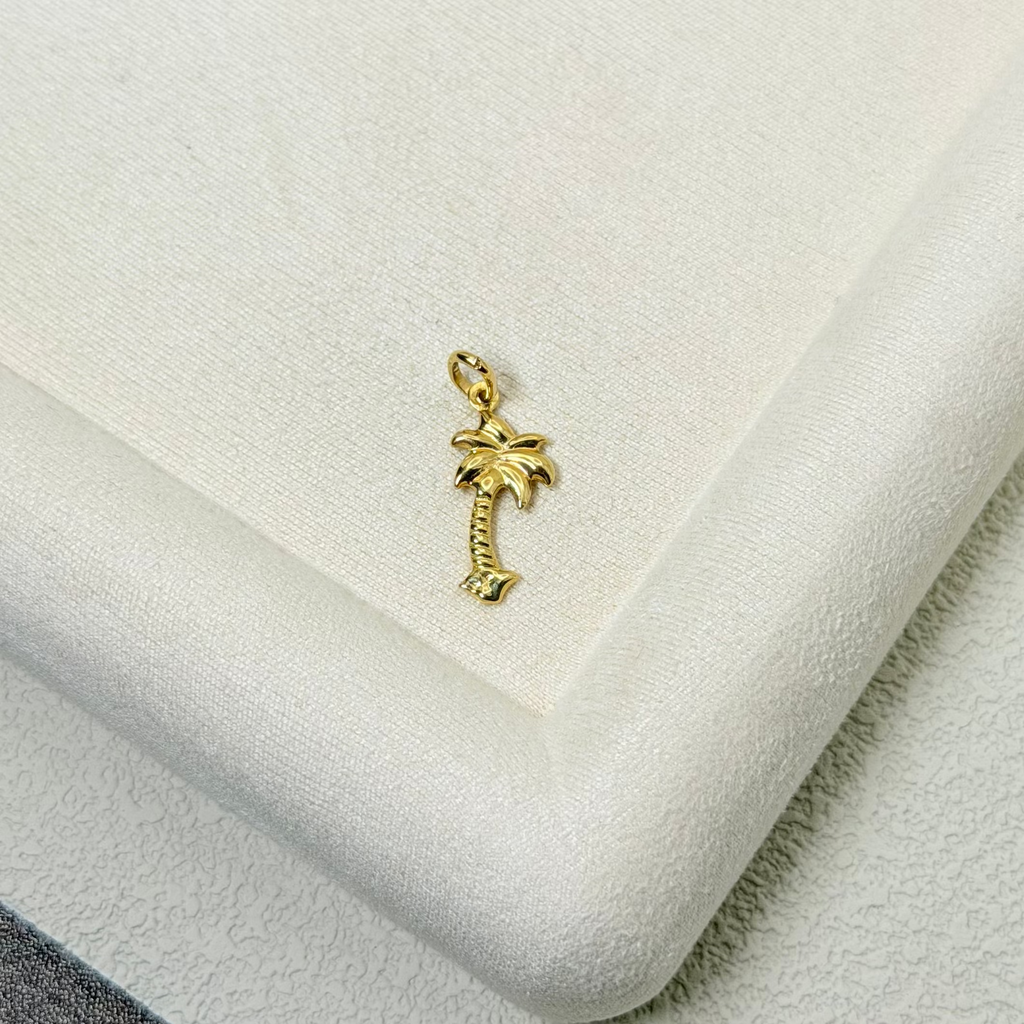 Yellow Gold Palm Tree Pendant