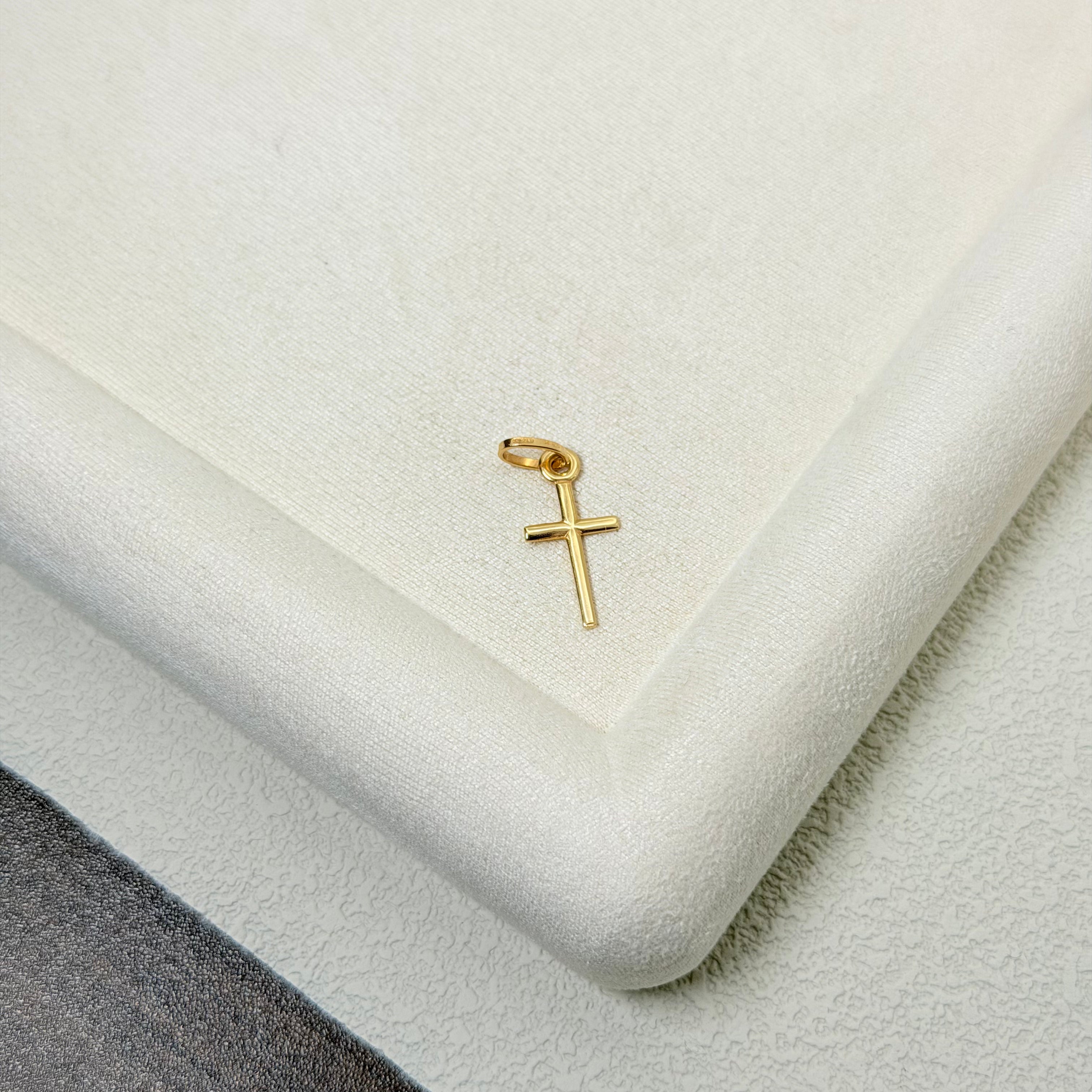 Classic Yellow Gold Cross Pendant