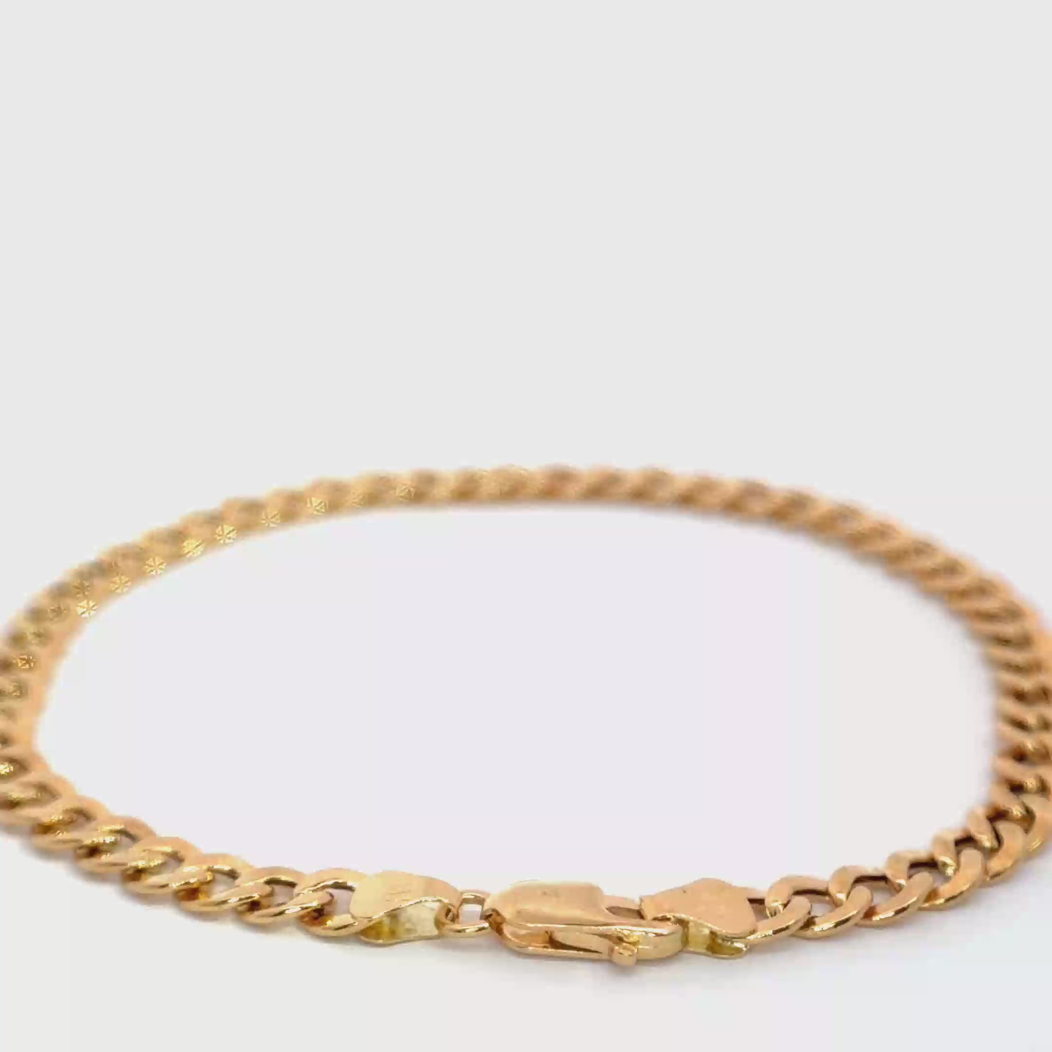 Classic Yellow Gold Chain Bracelet