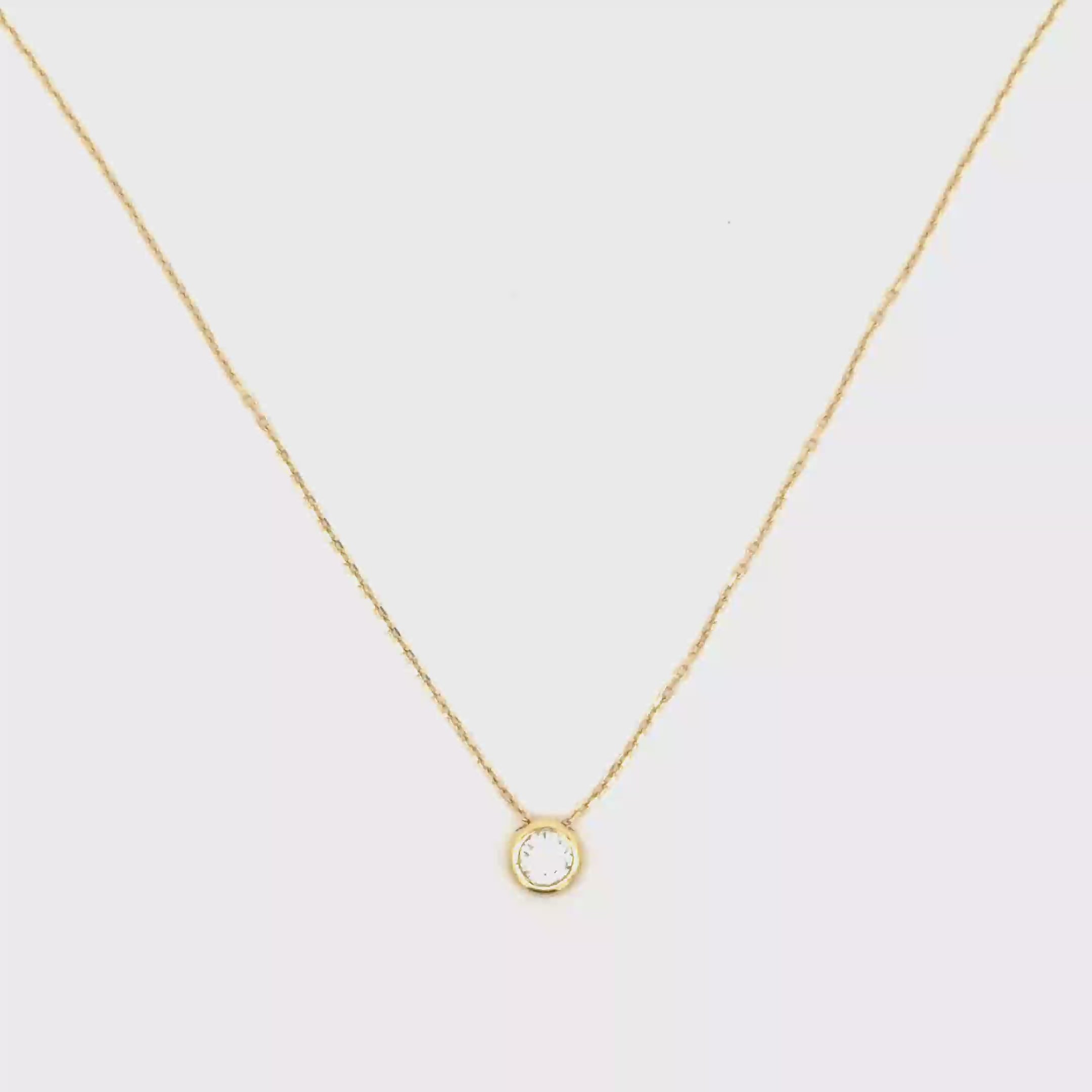 Yellow Gold brillant Solitaire Pendant Necklace