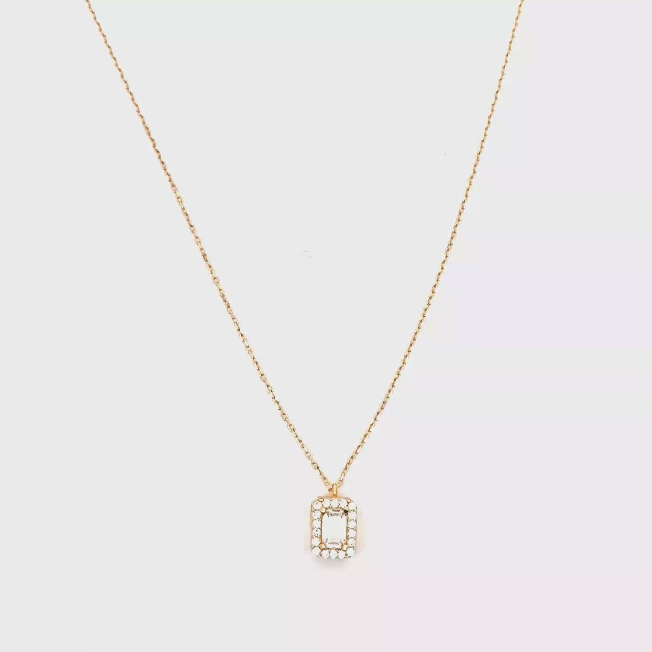Yellow Gold Chain Necklace with brillant Pendant