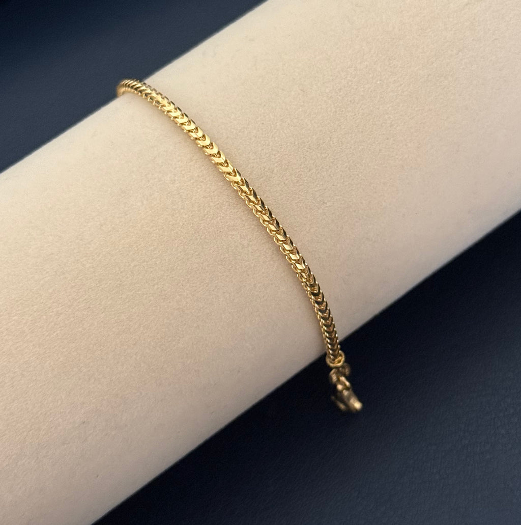Yellow Gold Woven Chain Bracelet with Lobster Clasp